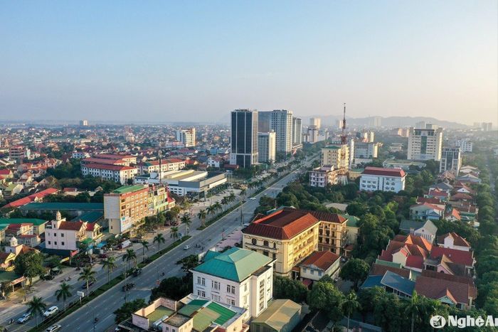 TX Cửa Lò và 4 xã huyện Nghi Lộc chính thức nhập vào thành phố Vinh từ ngày 1/12/2024. Ảnh tư liệu Sách Nguyễn