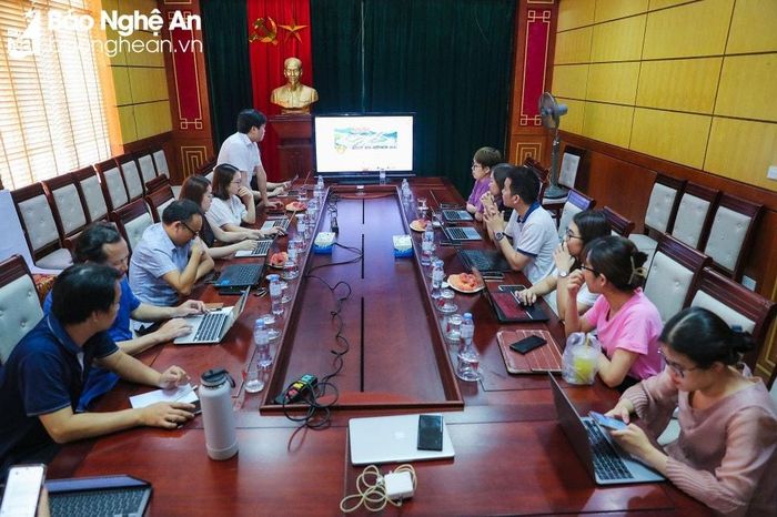 Báo Nghệ An thường xuyên tổ chức các cuộc tập huấn nghiệp vụ cho phóng viên, kỹ thuật viên. Ảnh tư liệu