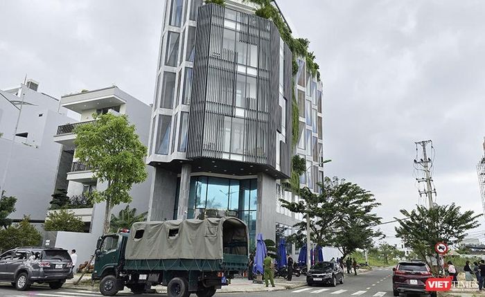  Trưa 8/11, lực lượng công an khám xét khẩn cấp trụ sở chính Công ty GFDI tại Đà Nẵng 