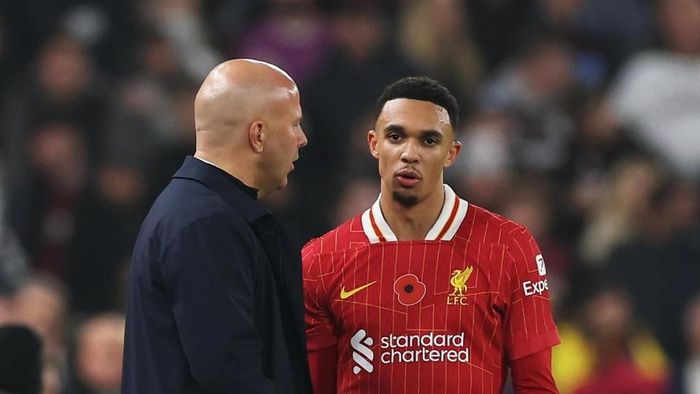 Trent Alexander-Arnold dính chấn thương gân kheo.