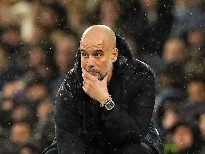 Guardiola đang bất lực với phong độ của Man City
