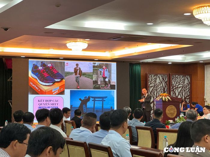 Ông Trần Giang Khuê, Trưởng Văn phòng miền Nam Cục SHTT đưa ra giải pháp bảo vệ, thực thi quyền SHTT trong môi trường số