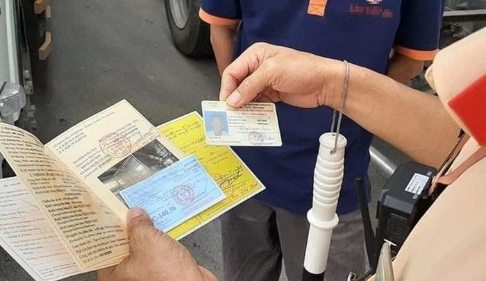 Năm sau mỗi GPLX sẽ có 12 điểm và sẽ bị trừ nếu vi phạm giao thông.