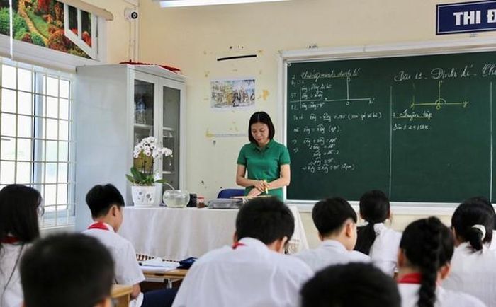 Dự thảo Luật Nhà giáo, lương của nhà giáo được xếp cao nhất trong hệ thống thang bậc lương hành chính sự nghiệp. Ảnh minh họa: TL