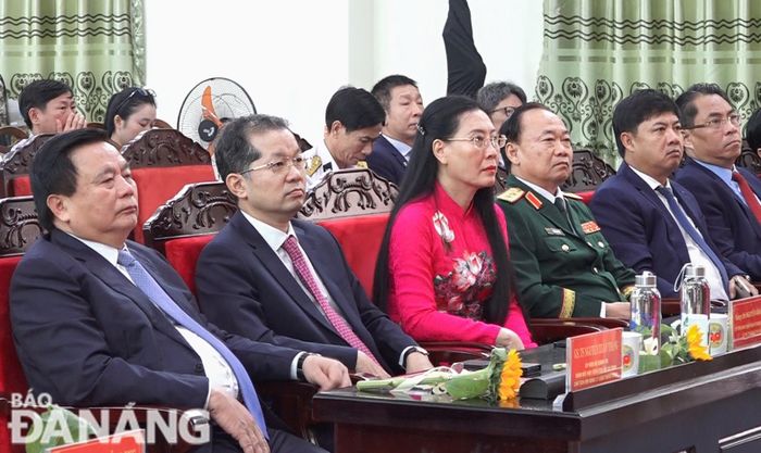 Các đại biểu tham dự lễ kỷ niệm. Ảnh H.N