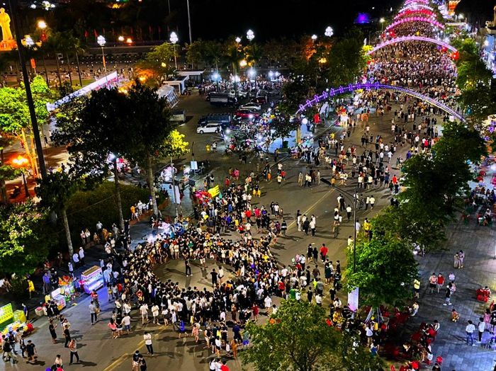 Phố đi bộ thành phố Vinh sẽ là địa điểm tổ chức các sự kiện văn hóa, du lịch dịp cuối năm. Ảnh: Quang An