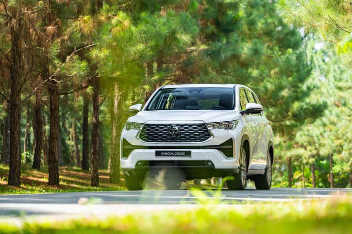 Toyota Innova Cross không cần giảm giá vẫn tăng doanh số.