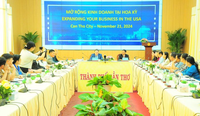 Quang cảnh hội thảo. Ảnh: CK
