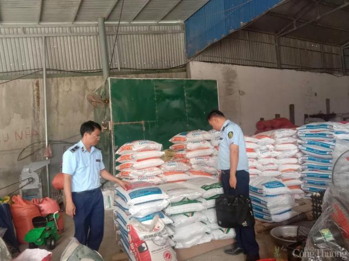 Quản lý thị trường Lai Châu bám sát các chỉ đạo, kế hoạch của ngành để triển khai công tác kiểm tra, kiểm soát thị trường.