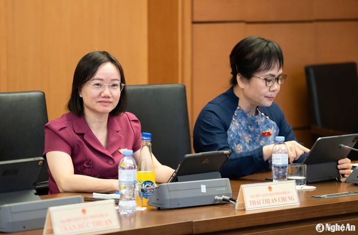 ĐBQH đoàn Nghệ An tại phiên thảo luận Tổ 3. Ảnh: Nghĩa Đức