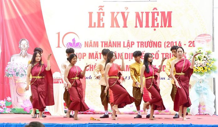 Tỉnh An Giang thực hiện tốt công tác giáo dục, đào tạo nghề cho đồng bào dân tộc thiểu số