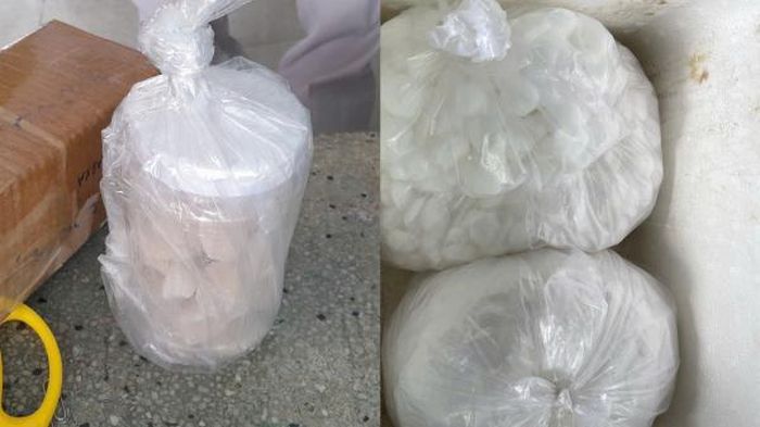 Tang vật hóa chất xyanua thu giữ.
