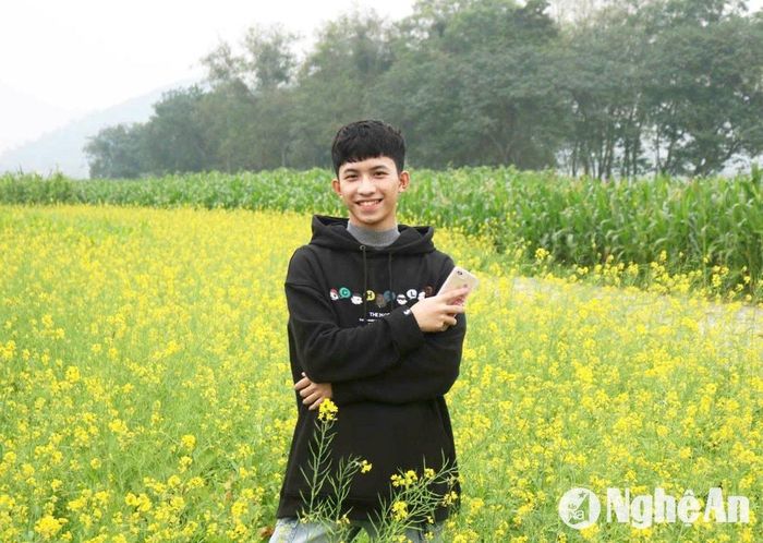Nguyễn Tùng Sơn thời còn là học sinh phổ thông. Ảnh: An Nam