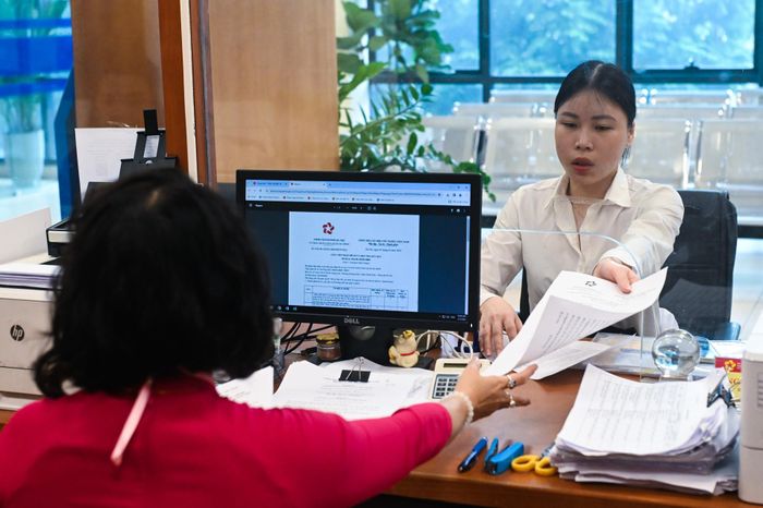 Dù đã có nhiều đợt cải cách, đặc biệt về thủ tục hành chính và điều kiện kinh doanh nhưng cơ cấu hiện nay vẫn còn nặng nề. 