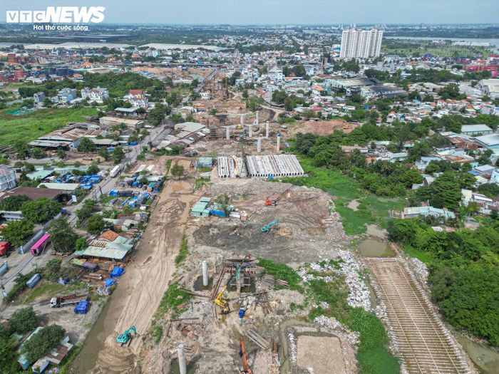 Dự án được đánh giá là công trình có ý nghĩa quan trọng, mở ra không gian phát triển các hành lang công nghiệp, kết nối nhiều cụm cảng biển. Đồng thời tăng cường kết nối các khu vực và thúc đẩy phát triển kinh tế - xã hội vùng trọng điểm phía Nam.