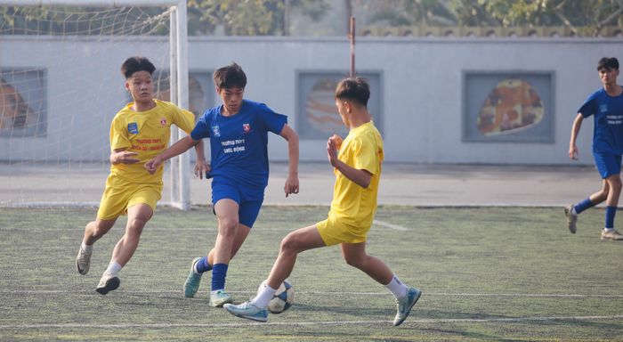 THPT Nguyễn Du (T.Oai) 1-0 THPT Chúc Động