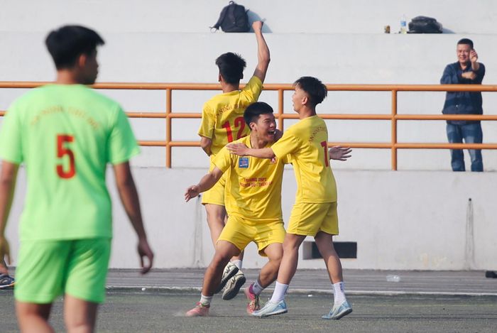 THPT Nguyễn Du (T.Oai) 1-0 THPT Chúc Động