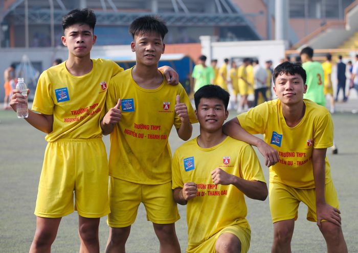 THPT Nguyễn Du (T.Oai) 1-0 THPT Chúc Động
