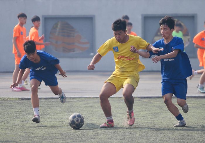 THPT Nguyễn Du (T.Oai) 1-0 THPT Chúc Động
