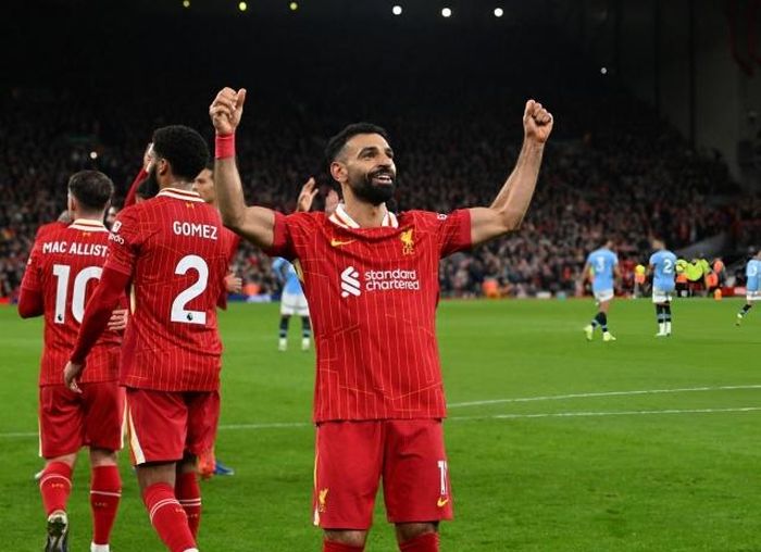 Salah rực sáng trước Man City