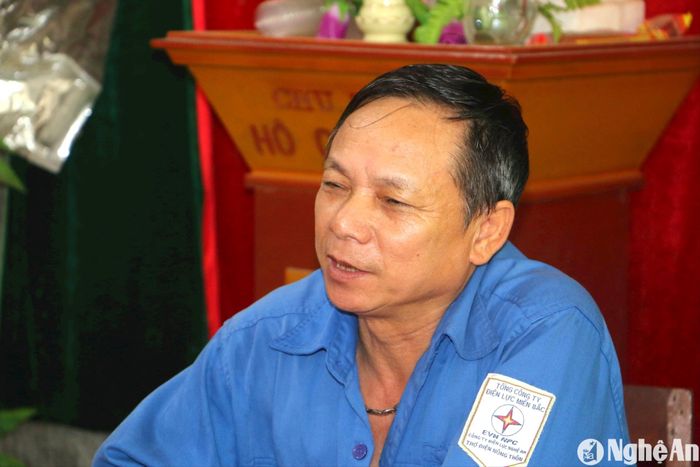 Ông Nguyễn Sỹ Giai - Bí thư Chi bộ thôn Lâm Trường, xã Tiền Phong, huyện Quế Phong. Ảnh: An Quỳnh