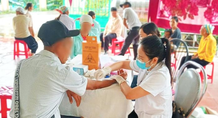Đẩy mạnh tư vấn, khám sàng lọc, xét nghiệm HIV cho các đối tượng nguy cơ cao tại cộng đồng.