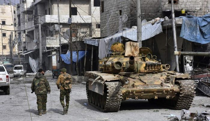 Đây là lần đầu tiên phiến quân Syria tấn công thành phố này kể từ năm 2016, đánh dấu một trong những cuộc giao tranh đẫm máu nhất nhiều năm qua ở Syria.