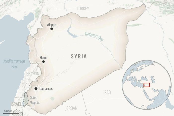 Sự việc xảy ra sau khi quân chính phủ Syria rút lui khỏi căn cứ không quân Kweires và Abu al-Duhur ở hai tỉnh miền bắc gồm Aleppo, Idlib.