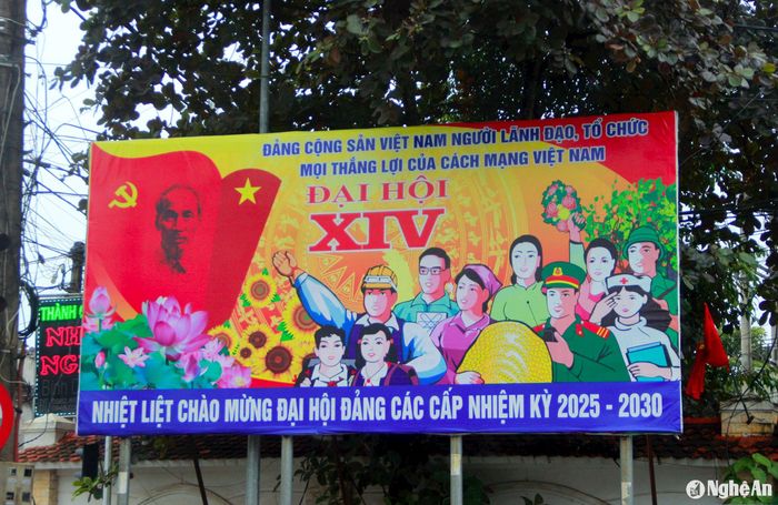 Huyện ủy Tân Kỳ là địa phương được Tỉnh ủy chọn đại hội điểm nhiệm kỳ 2025 - 2030, do vậy, thời điểm này địa phương đẩy mạnh công tác tuyên truyền đại hội Đảng các cấp. Ảnh: Quang An