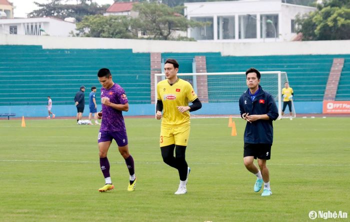 Thủ thành Đặng Văn Lâm không thể kịp hồi phục chấn thương. Ảnh: Hải Hoàng