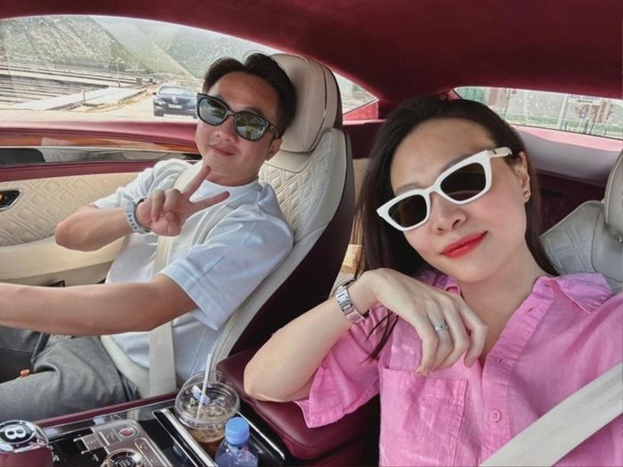 Tình cảm giữa Cường Đô La và Đàm Thu Trang ngày càng gắn bó. (Ảnh FBNV)