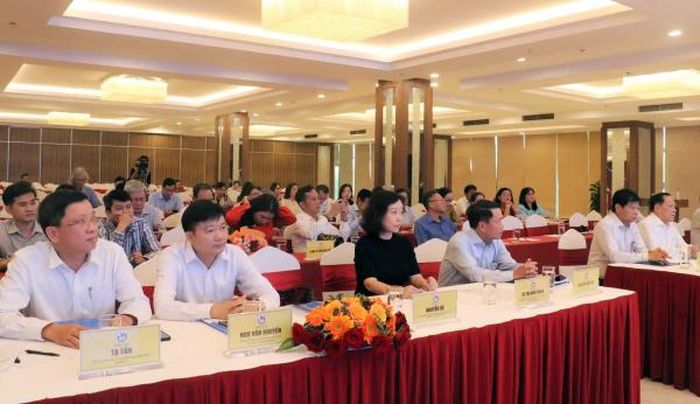 Các đại biểu tham dự Hội nghị phổ biến chủ trương của Đảng, chính sách pháp luật của Nhà nước về hội và nâng cao chất lượng tham mưu trong công tác văn phòng Hội Nhà báo khu vực phía Nam.