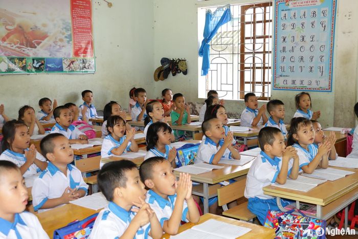 Tiết học ở Trường Tiểu học Hưng Đạo (Hưng Nguyên). Ảnh: Mỹ Hà