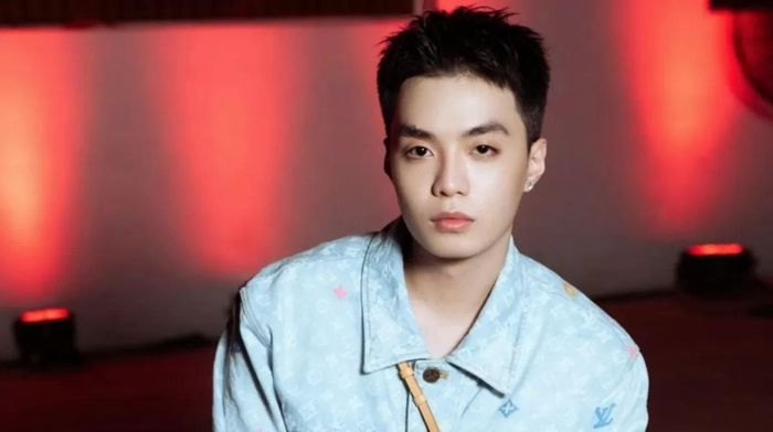 Việc Negav xuất hiện trong concert "Anh trai say hi" đang nhận nhiều tranh cãi trên mạng xã hội