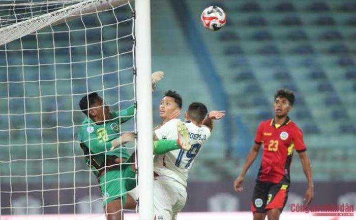 Khung thành Timor Leste liên tục bị đặt trong tình trạng báo động.