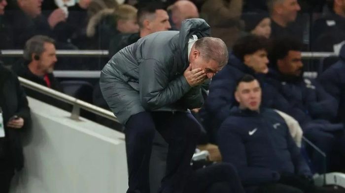  HLV Postecoglou của Tottenham rất thất vọng về trận thua trước Chelsea. ẢNH: GETTY 