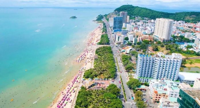 Ngành dịch vụ - du lịch vẫn là động lực chính cho nền kinh tế Vũng Tàu.