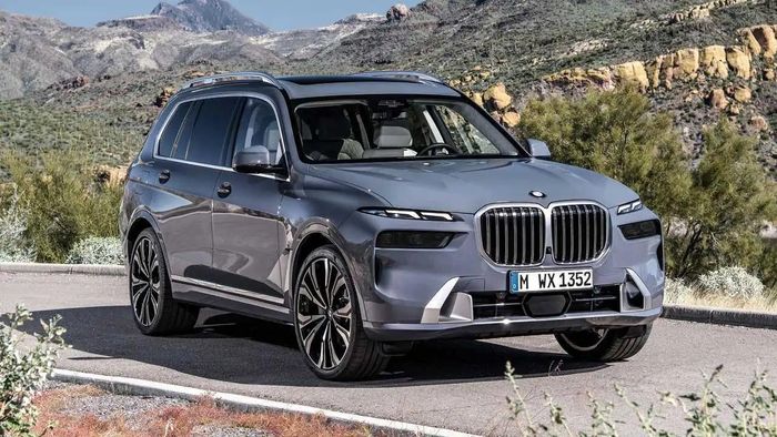 8. BMW: 53/100 điểm.