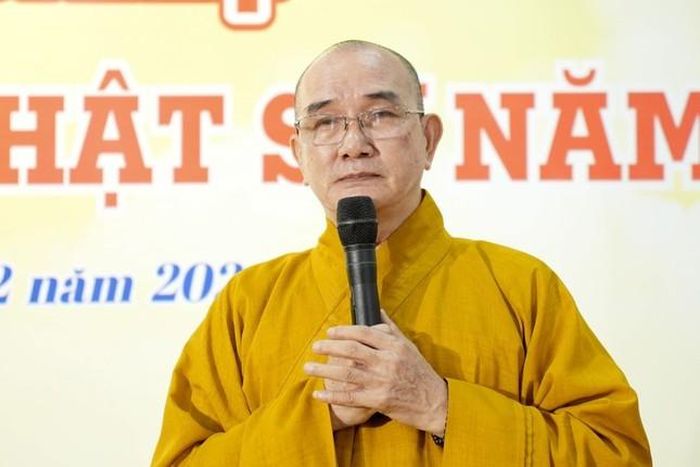 Thượng tọa Thích Lệ Lạc phát biểu chỉ đạo