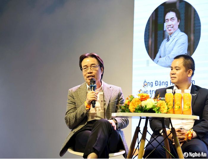 Ông Đặng Hoa Nam - Cục trưởng Cục Trẻ em (Bộ Lao động, Thương Binh &amp; Xã hội) khẳng định tầm quan trọng của việc đưa giáo dục về bình đẳng giới vào các cấp học từ sớm. Ảnh: VSF