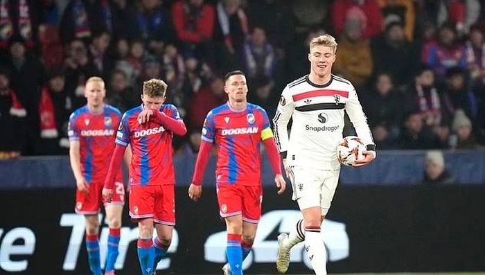 Hojlund đóng vai siêu dự bị