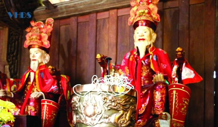 Ninh Quốc công Trịnh Toàn là con trai chúa Trịnh Tráng (Văn Tổ Nghị vương Trịnh Tráng).