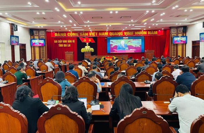  Quang cảnh hội nghị tại điểm cầu trụ sở Tỉnh ủy Gia Lai. Ảnh: P.D 