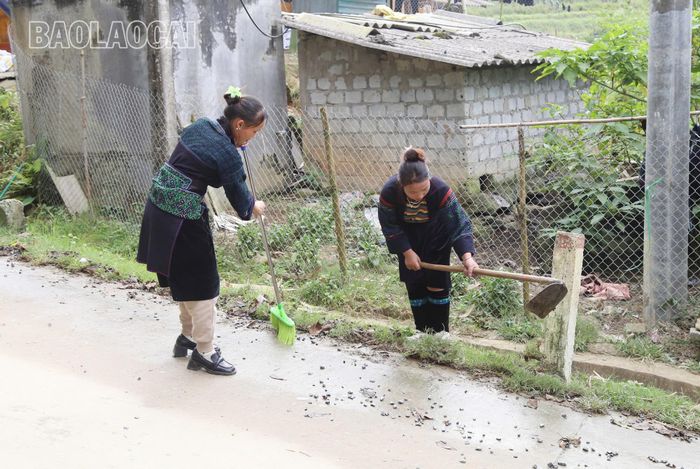  Người dân thay đổi nếp nghĩ trong giữ gìn vệ sinh môi trường. Những phong trào "Ngày Chủ nhật", "Sạch nhà, sạch ngõ, sạch xóm làng" được hội viên, phụ nữ thực hiện rộng khắp. Từ đó, không chỉ xây dựng môi trường xanh, sạch, đẹp, mà còn góp phần xây dựng đời sống mới ở khu dân cư, bà con sống thuận hòa, chung sức, chung lòng vì những điều tốt đẹp. 