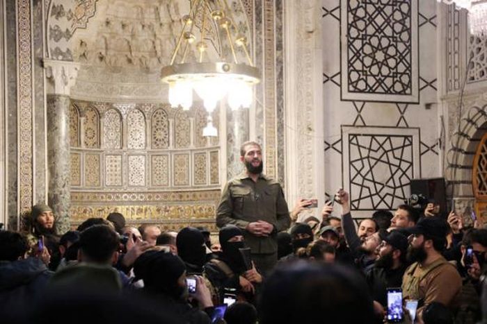 Thủ lĩnh Abu Mohammad al-Jolani của lực lượng Hayat Tahrir Al-Sham.