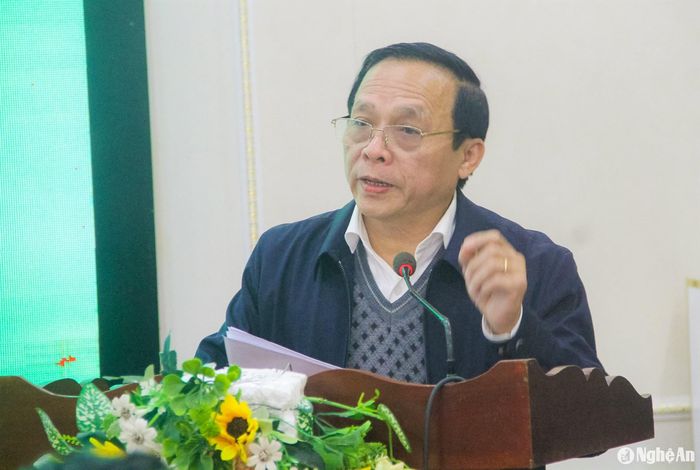 Đồng chí Nguyễn Quang Tùng - Ủy viên Ban Chấp hành Đảng bộ tỉnh, Chủ tịch Hội Nông dân tỉnh phát biểu tại hội nghị. Ảnh: PV
