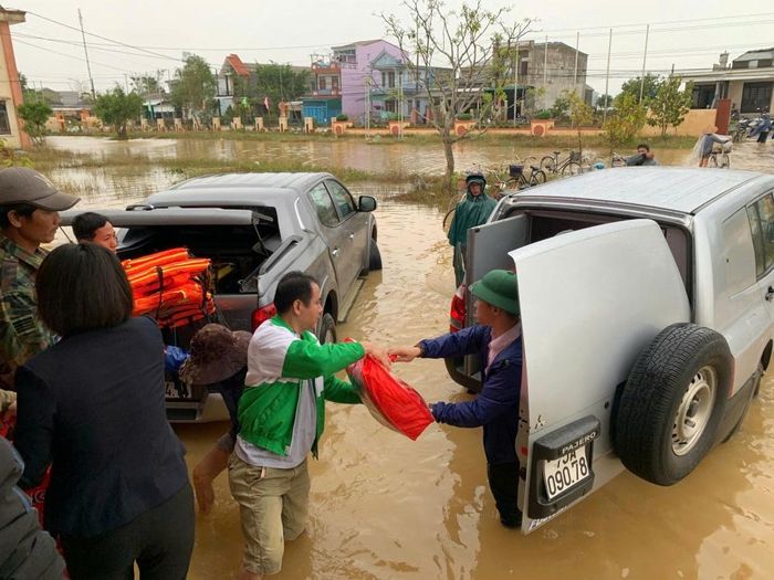 Đến với vùng rốn lũ