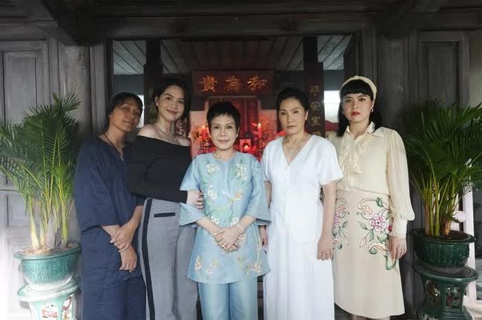 5 chị em dâu
