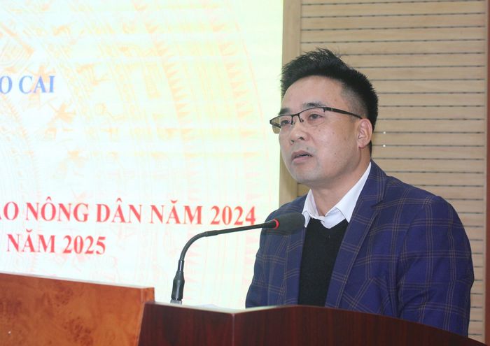 Đại diện Hội Nông dân huyện Bảo Thắng phát biểu tại hội nghị.