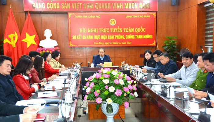 Các đại biểu dự tại điểm cầu tỉnh.